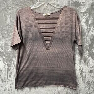 Gilded Intent Ombre Snake Print V-Neck Cutout T-Shirt Top Womens Small Gray S